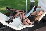 alina-heels-sexy-milf-in-pantyhose-and-high-heels-05TH.jpg