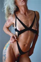 tattooed milf sexy undressed nude