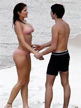 0111-stephanie-seymour-bikini-son-02