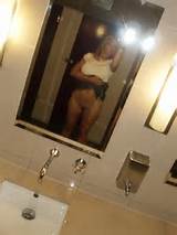 Yummy Blonde MILF Peeing - Milf/023.jpg